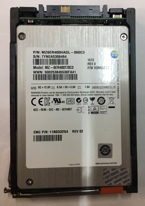 118033254 – EMC 400GB SSD SAS 2.5″ HDD for 5400, 5600, 5800, 7600, 8000, 25 bay disk enclosures and VNX5400, 5600, 5800, 7600, 8000 120 disk enclosures Disk Drive Finder