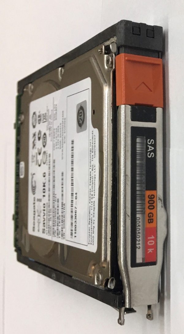 ST900MM0_CLAR900 - EMC 900GB 10K RPM SAS 2.5" HDD for VNX5100, 5200, 5300, 5400, 5500, 5600, 5700, 5800, 7500, 7600, 8000 25 disk enclosures, VNX5400, 5600, 5800, 7600, 8000 120 disk, enclosures, VNXe1600, 3100, 3150, 3200, 3300 series. 1 year warranty.