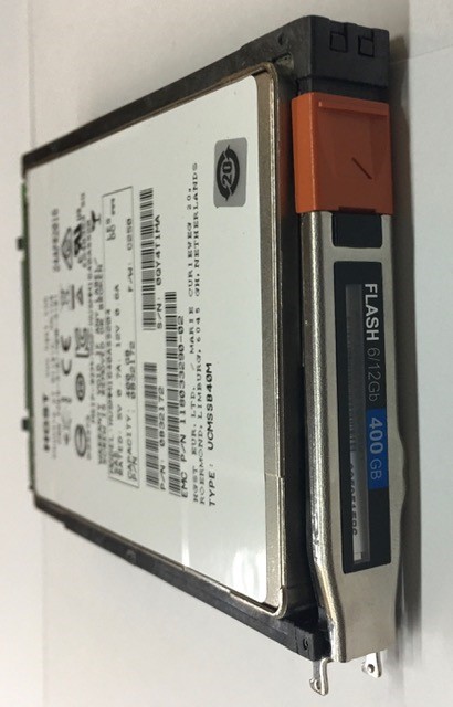 HUSMM144_EMC400 - EMC 400GB SSD SAS 2.5" HDD for Unity 300, 400, 500, 600 25 slot enclosure 0 power on hours