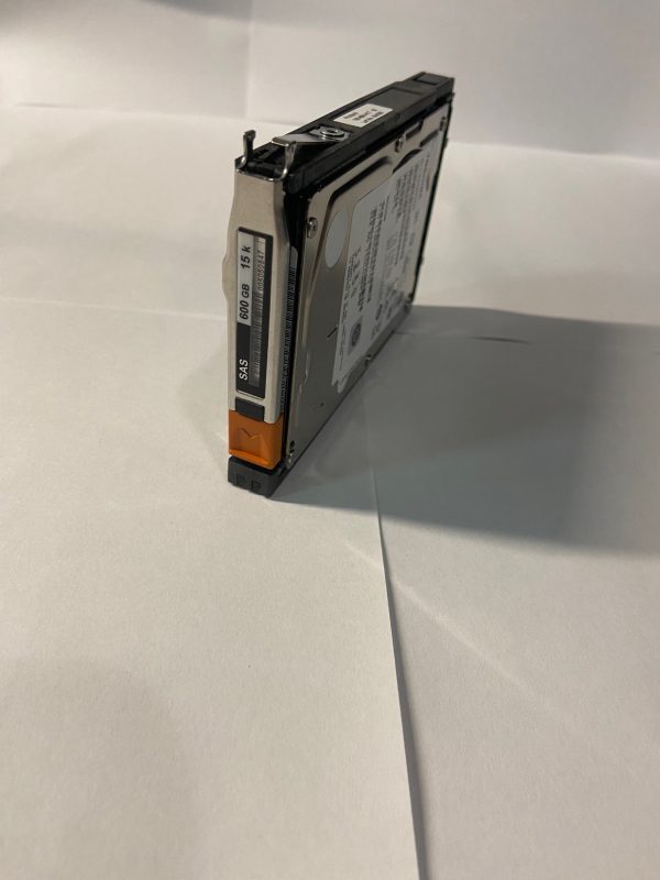 005050847 - EMC 600GB 15K RPM SAS 2.5" HDD for VNX5200, 5400, 5600, 5800, 7600, 8000 series 25 disk and 120 disk enclosures, VNXe1600, VNXe 3200