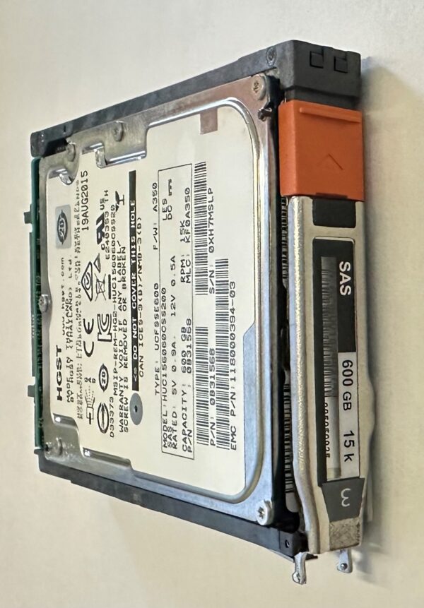 HUC15606_CLAR600 - EMC 600GB 15K RPM SAS 2.5" HDD for VNX5200, 5400, 5600, 5800,7600, 8000 series 25 disk and 120 disk enclosures, VNXe1600,  VNXe3200