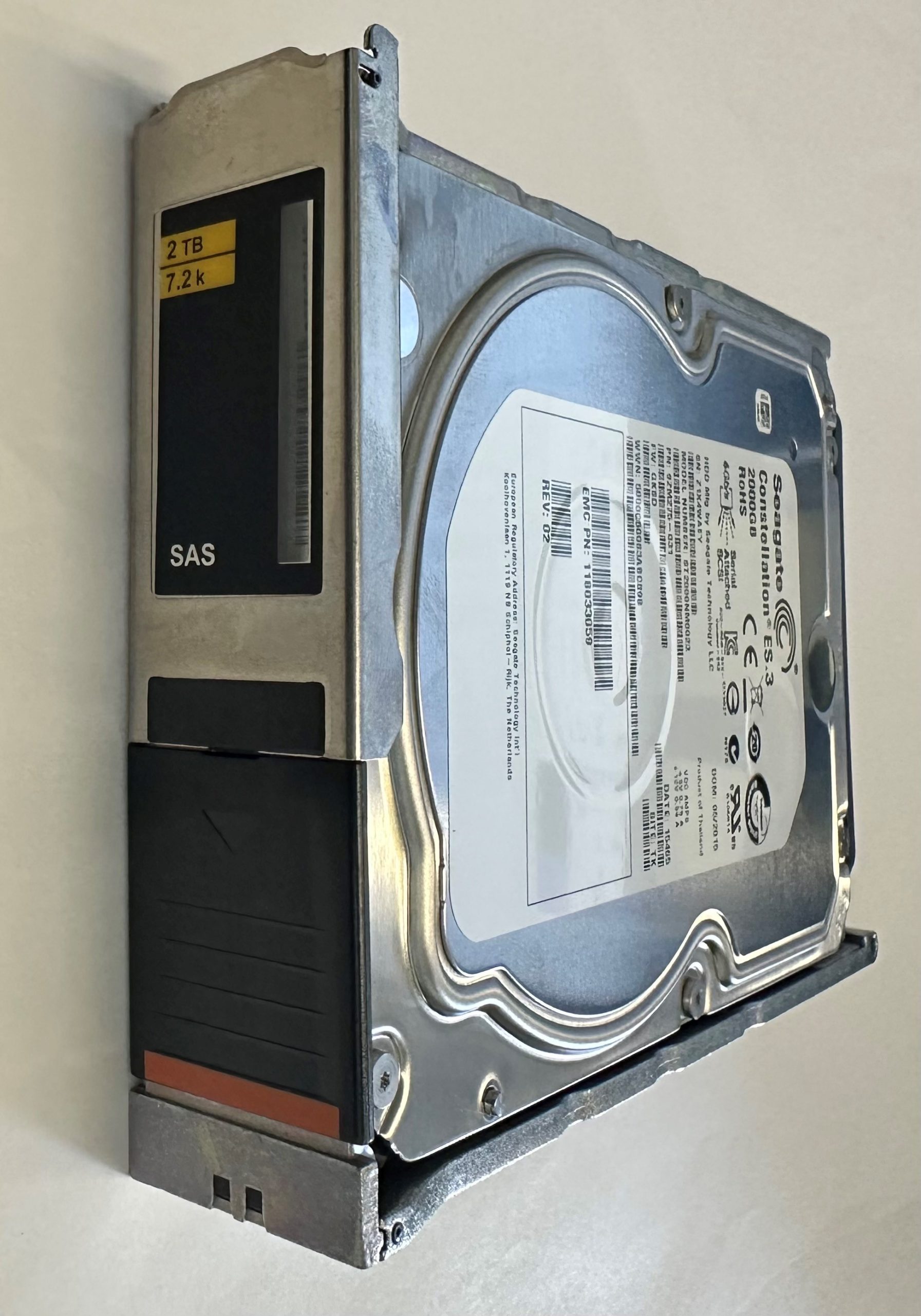ST2000NXCLAR2000 - EMC 2TB 7200 RPM SAS 3.5" HDD for VNX 5200, 5400, 5500, 5600, 5700, 5800, 7500, 7600, 8000, 60 disk enclosures ST2000NXCLAR2000 - EMC 2TB 7200 RPM SAS 3.5" HDD for VNX 5200, 5400, 5500, 5600, 5700, 5800, 7500, 7600, 8000, 60 disk enclosures
